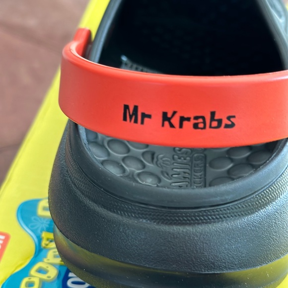 Skechers Mr Krab😊 - Picture 3 of 5